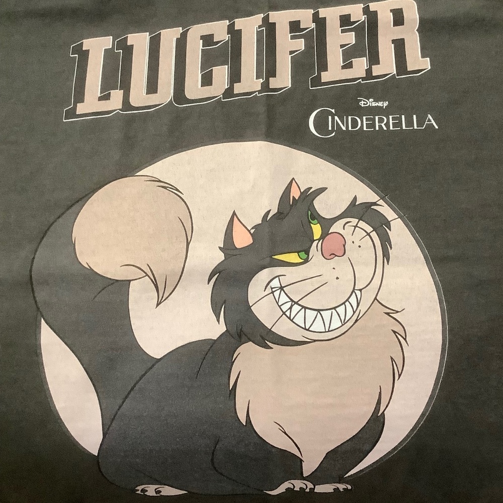 Disney, Lucifer the Cat shirt